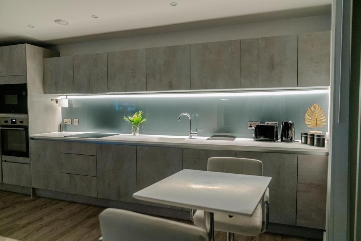 Luxury 2 Bed Penthouse With Stunning Views In Manchester City Centre Eksteriør billede
